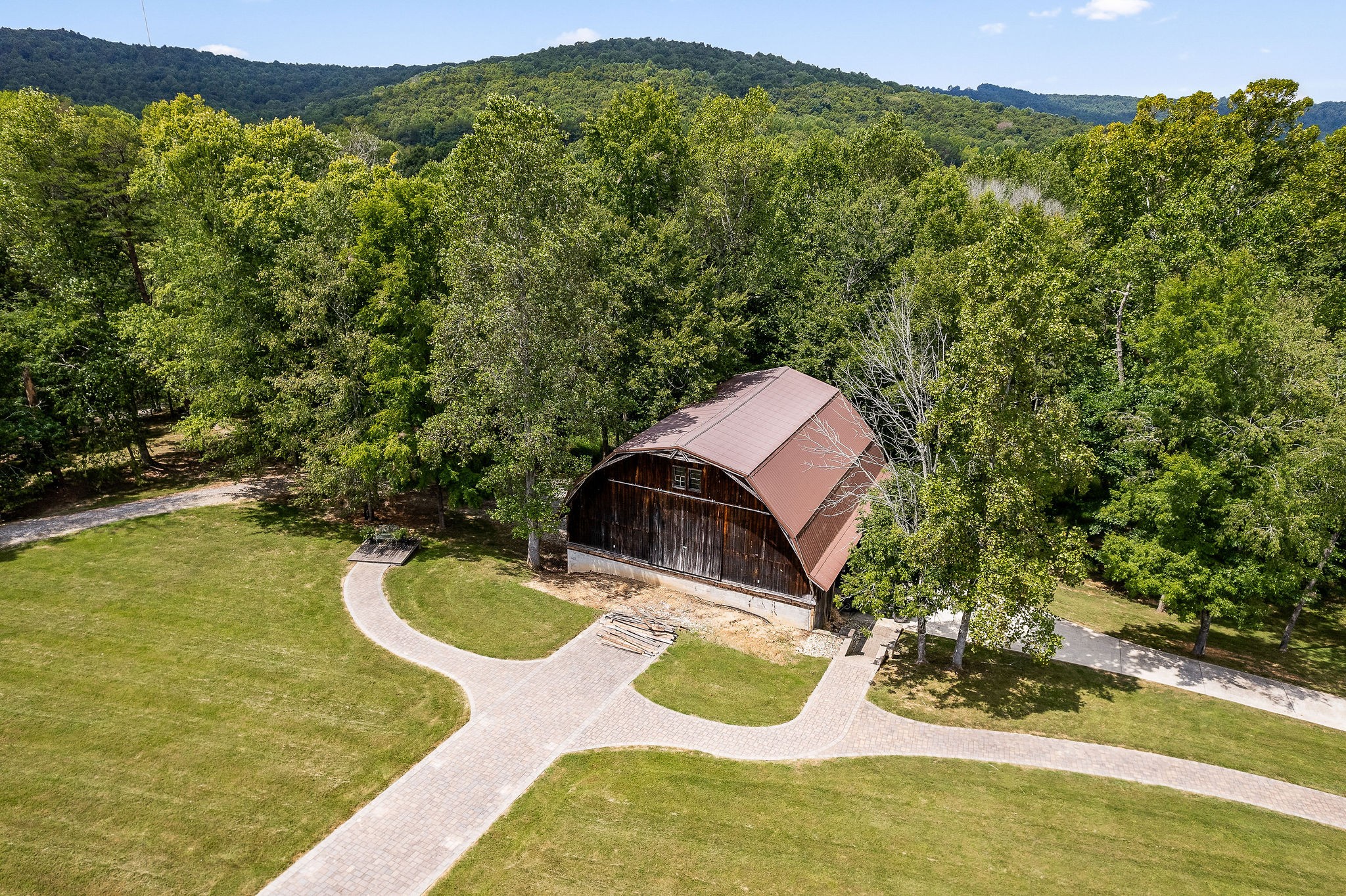 2641 Stamps Shady Grove Road Monterey TN 38574