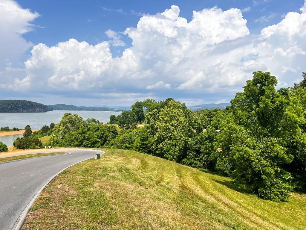 6377 Coves Edge Trail Russellville TN 37860