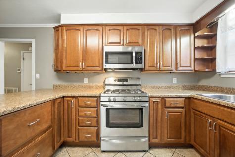 2153 Blakemore Drive Clarksville TN 37040