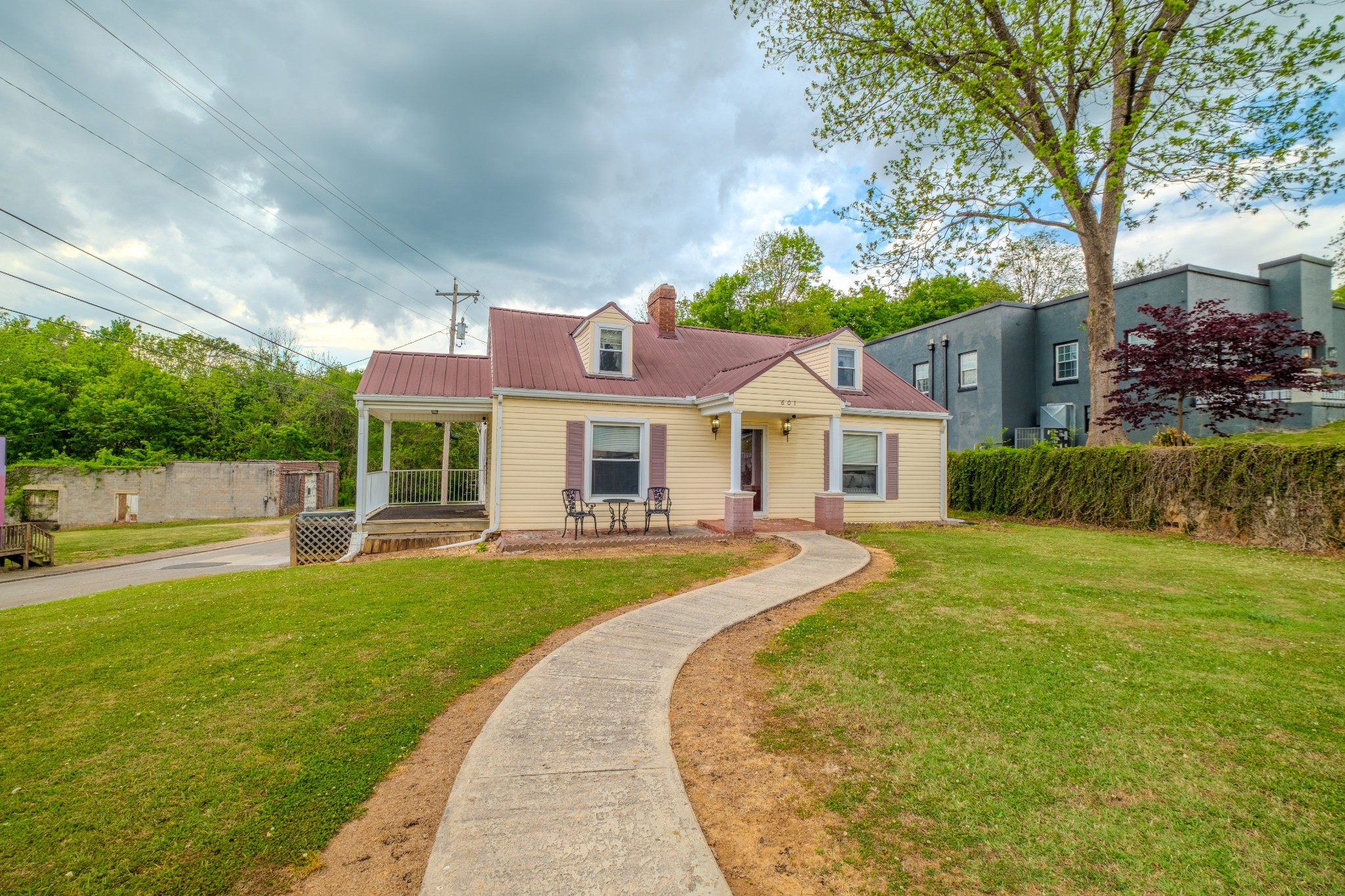 601 N Spring Street Mcminnville TN 37110