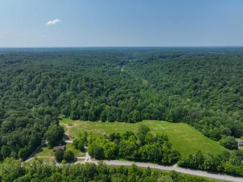 3830 Vernon Creek Cunningham TN 37052