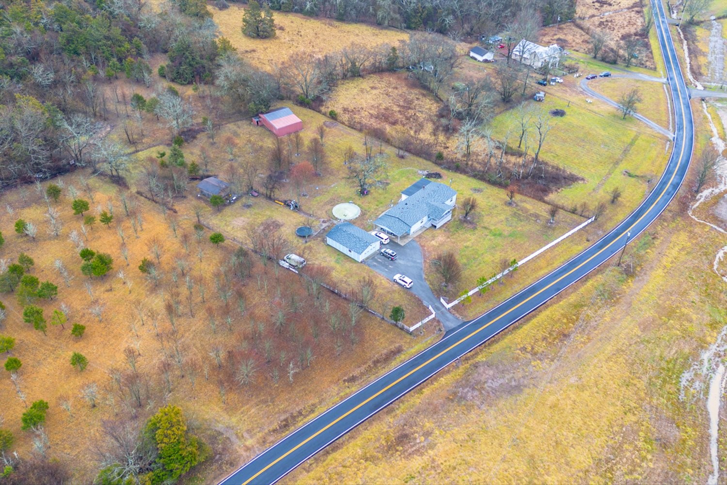 570 Coop Road Bell Buckle TN 37020