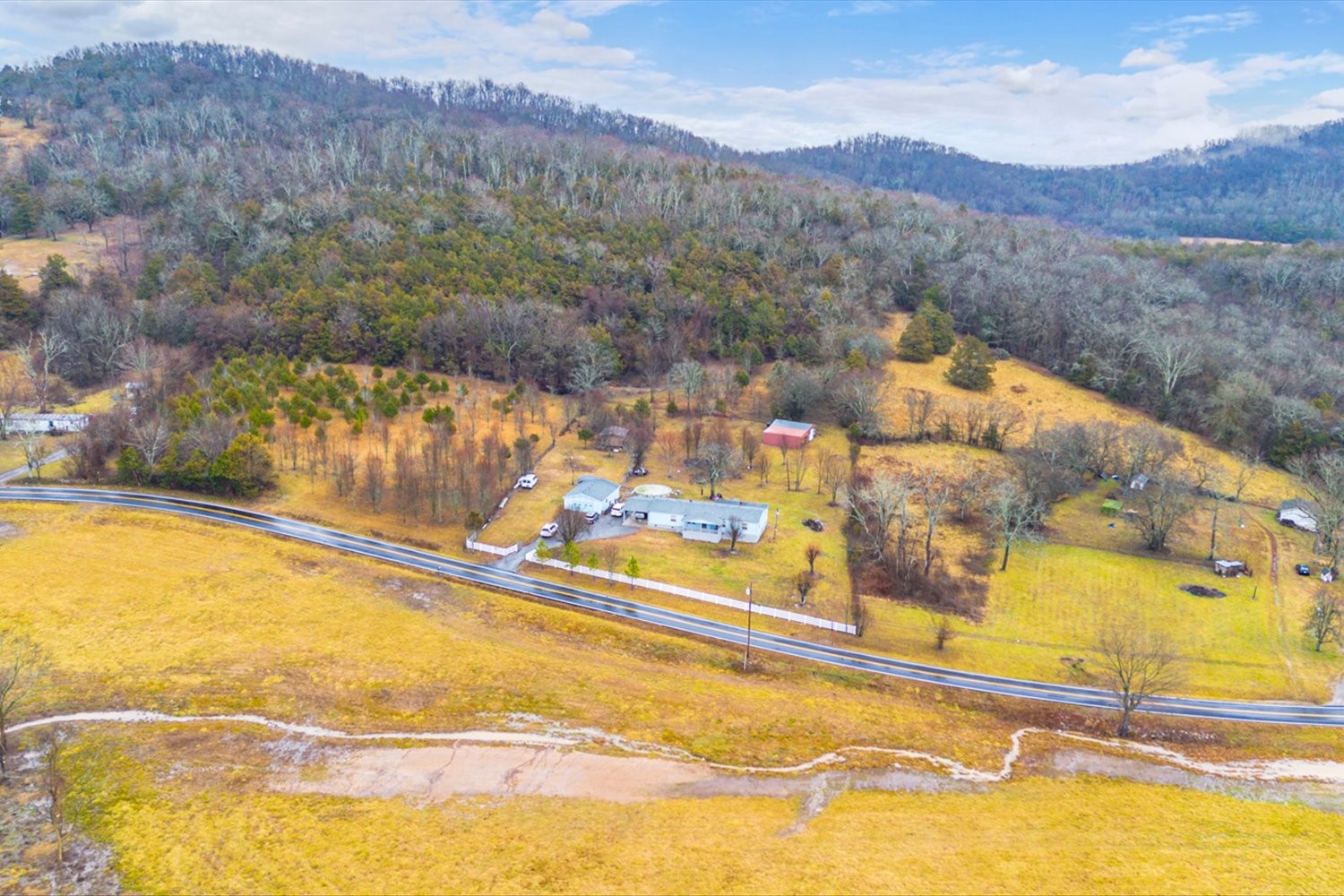 570 Coop Road Bell Buckle TN 37020