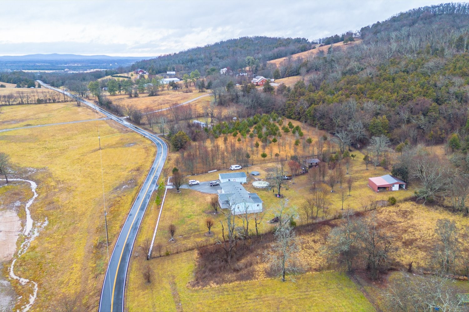 570 Coop Road Bell Buckle TN 37020