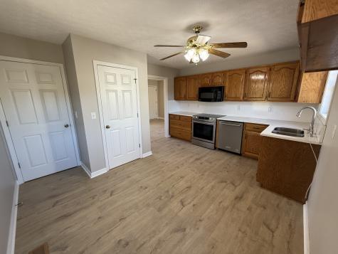 125 Claiborne Lane Hartsville TN 37074