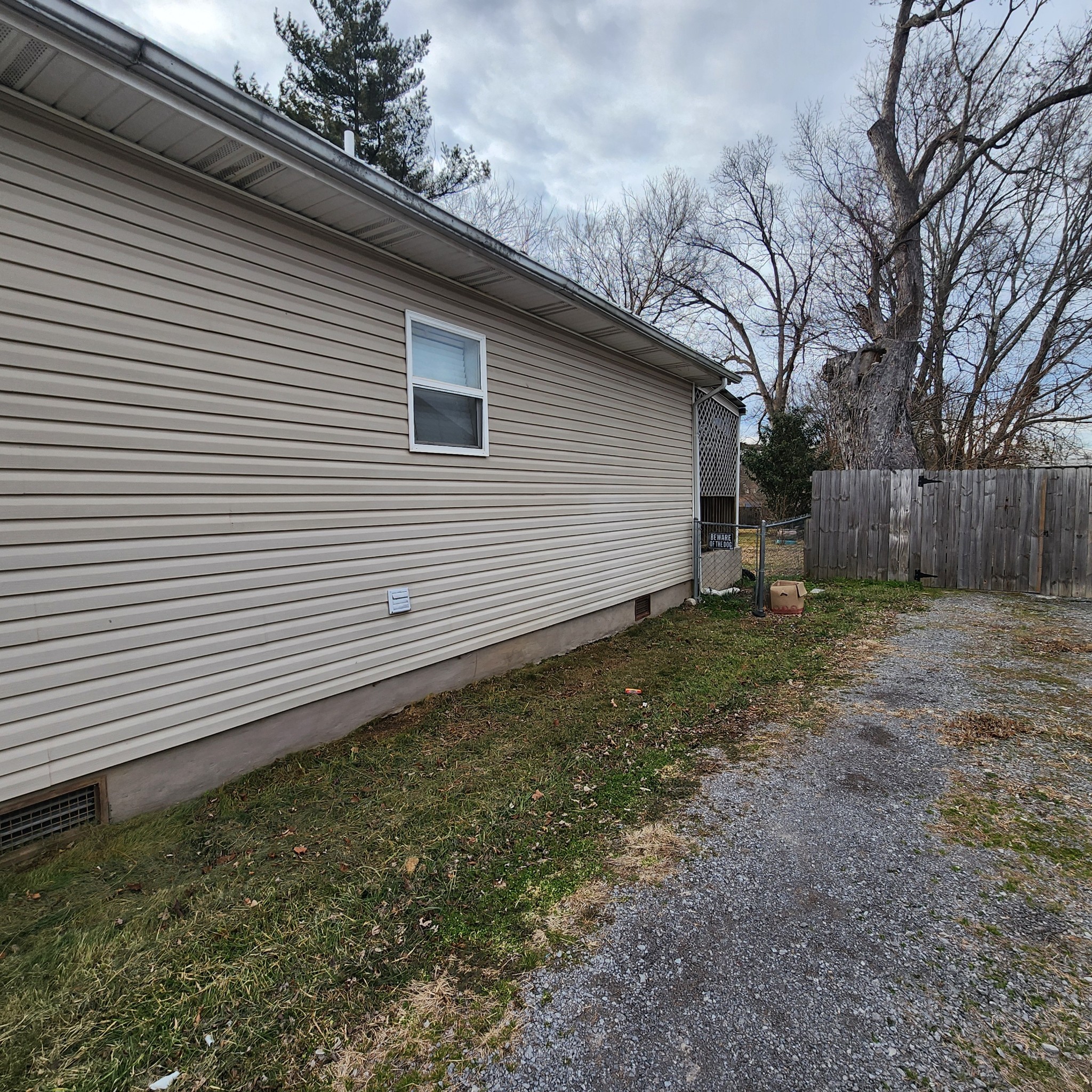 405 Sparta St, W Mcminnville TN 37110