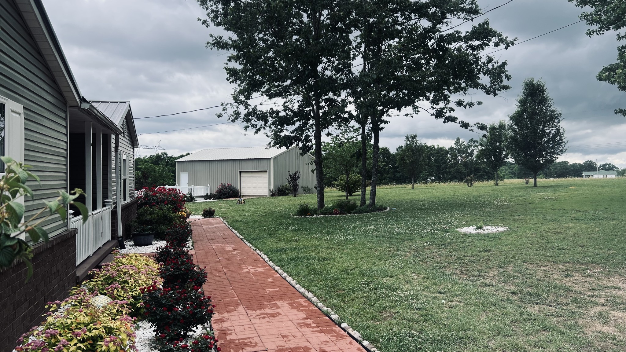 147 Paul Spears Road Summertown TN 38483