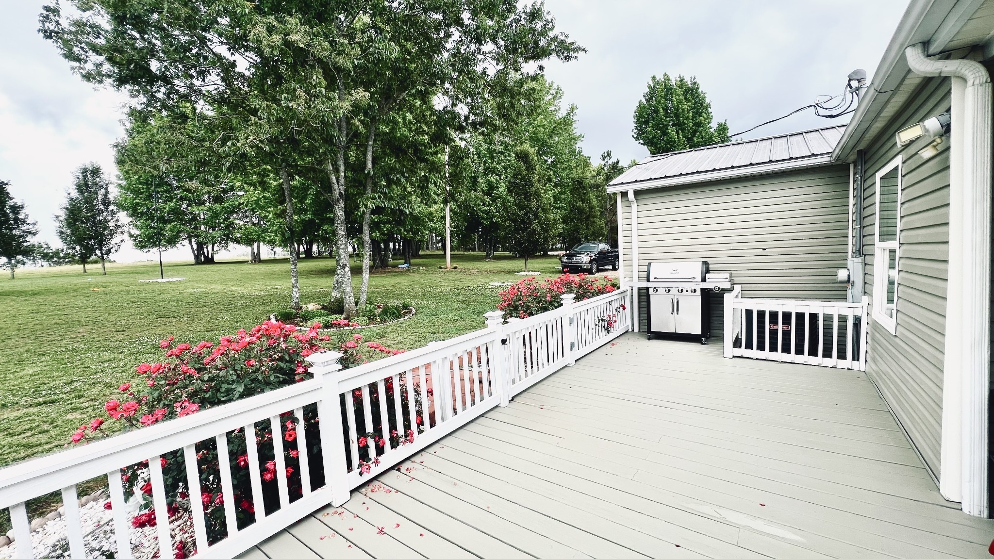 147 Paul Spears Road Summertown TN 38483