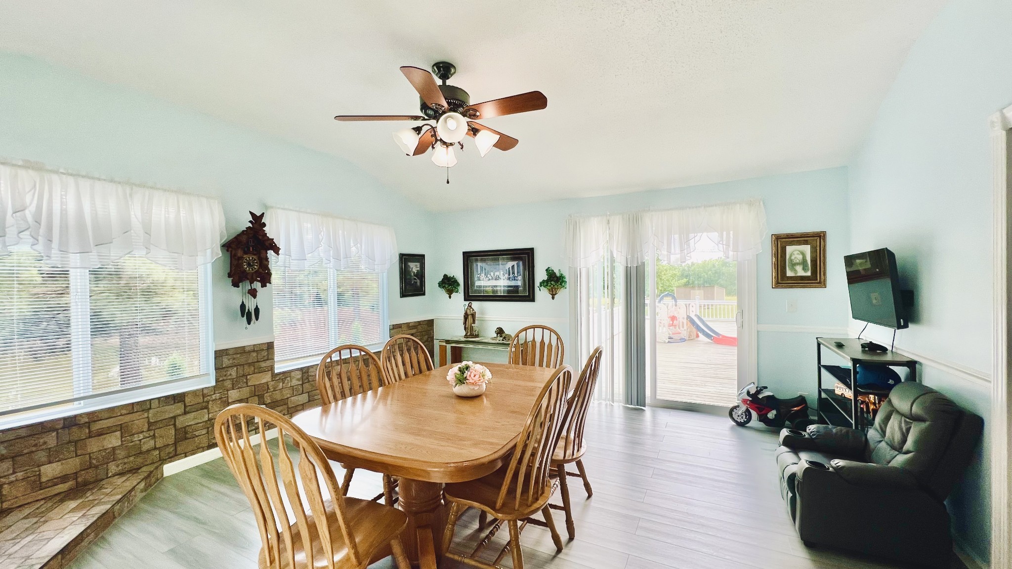 147 Paul Spears Road Summertown TN 38483