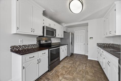 4033 New Grange Circle Clarksville TN 37040