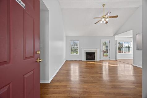 4033 New Grange Circle Clarksville TN 37040