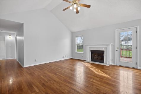 4033 New Grange Circle Clarksville TN 37040