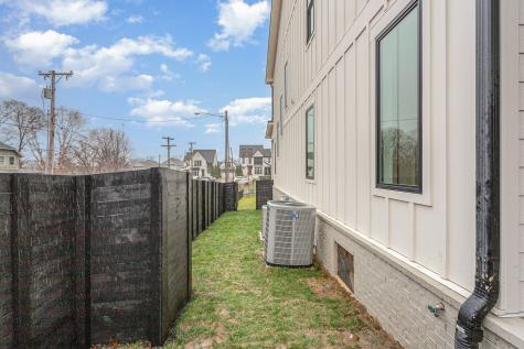 900a Gale Lane Nashville TN 37204