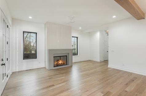 900a Gale Lane Nashville TN 37204