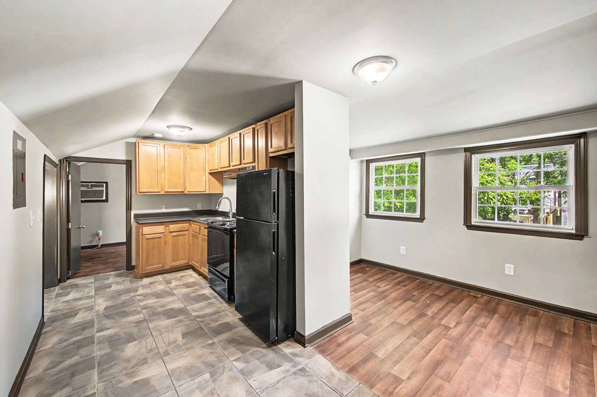 1123 N 6th Street Nashville TN 37207