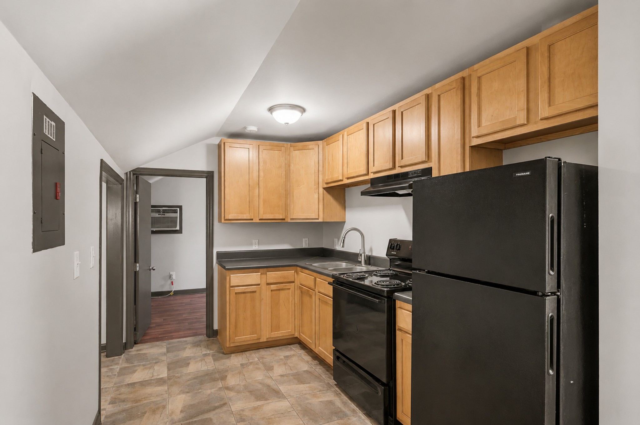 1123 N 6th Street Nashville TN 37207
