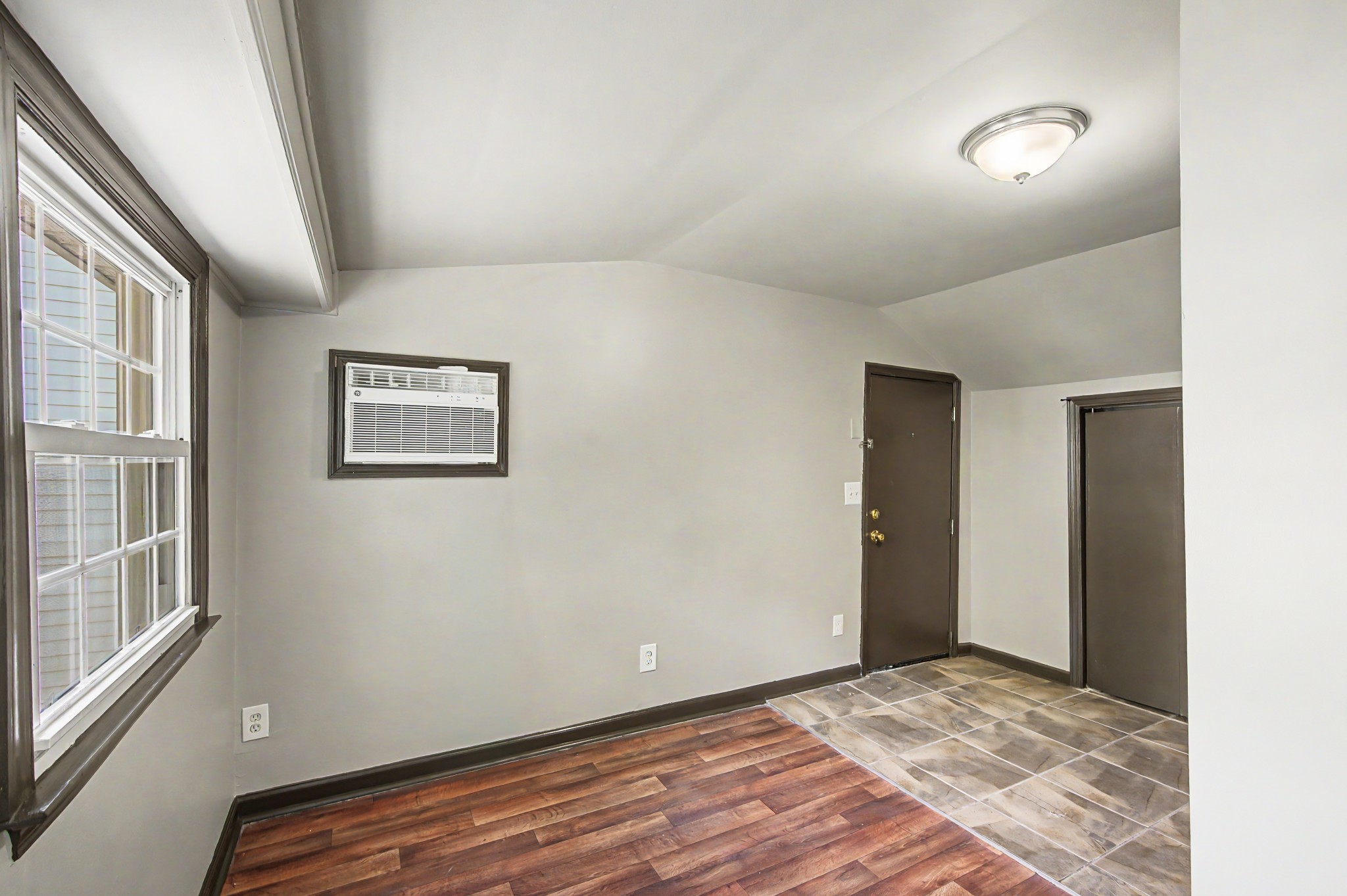 1123 N 6th Street Nashville TN 37207