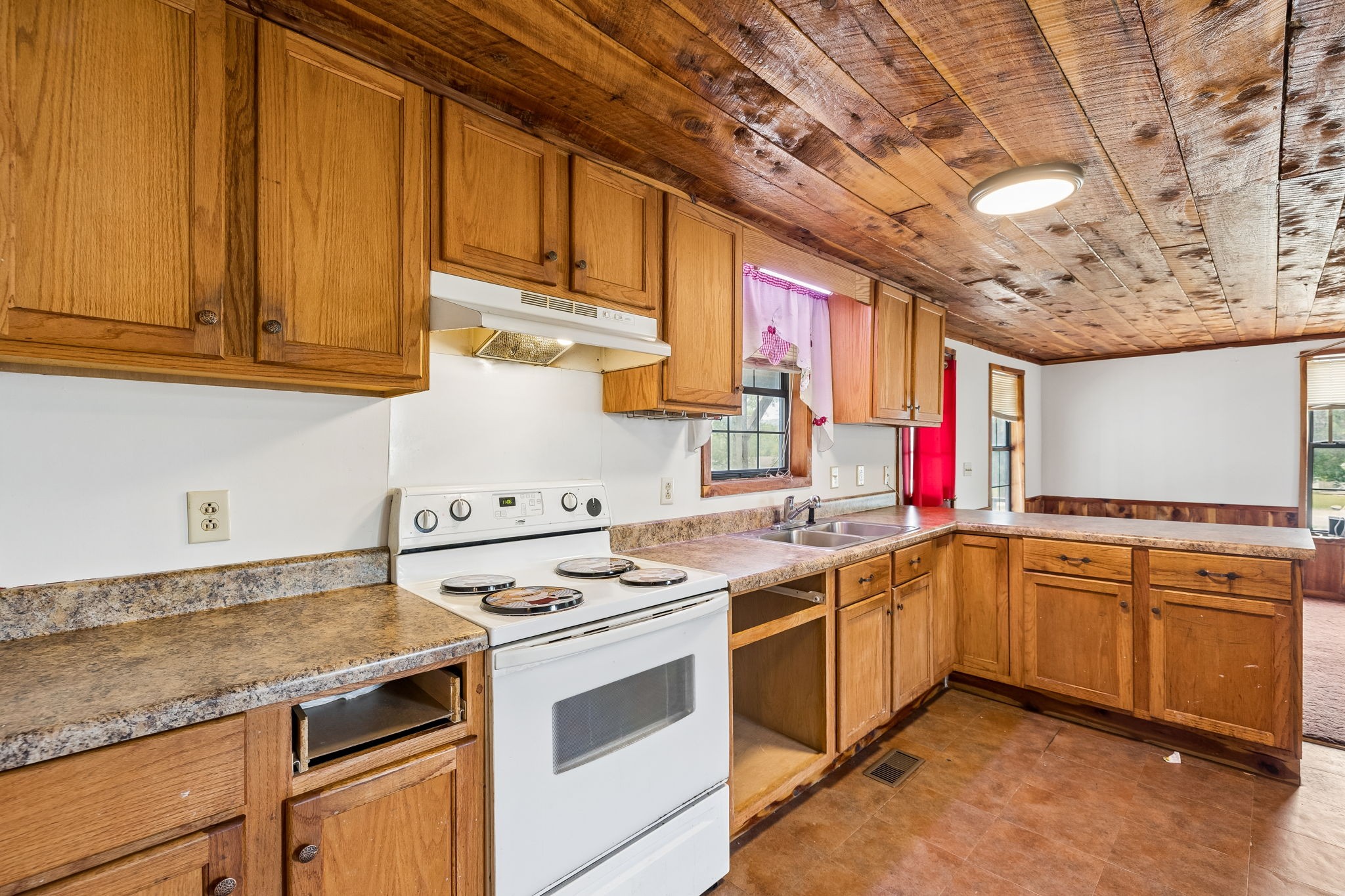 328 Murfreesboro Road Woodbury TN 37190
