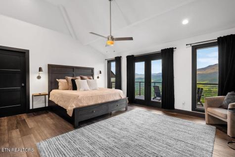 922 Piney Butt Way Gatlinburg TN 37738