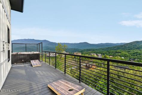 922 Piney Butt Way Gatlinburg TN 37738