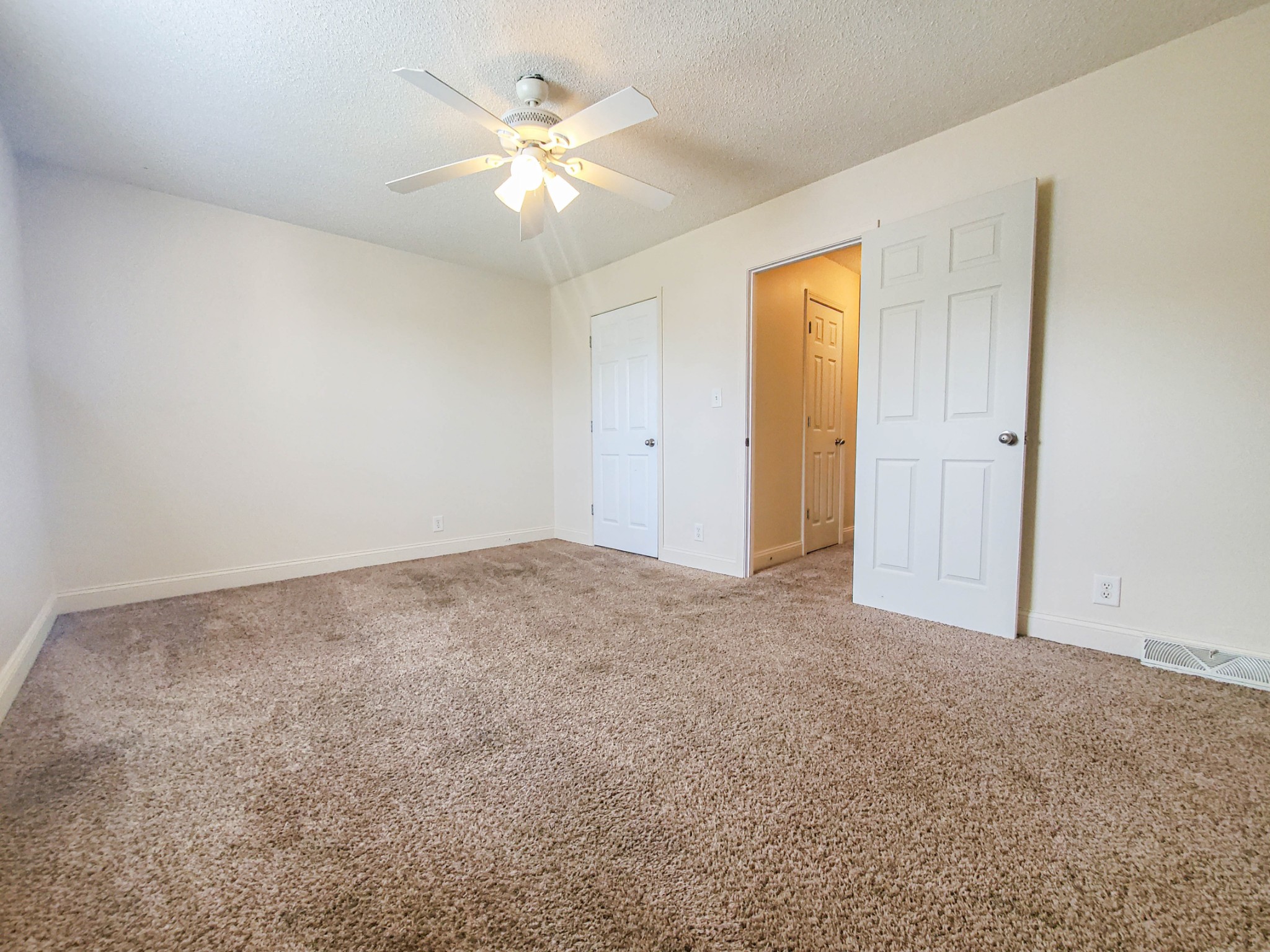 105 Kingsbury Drive Clarksville TN 37040