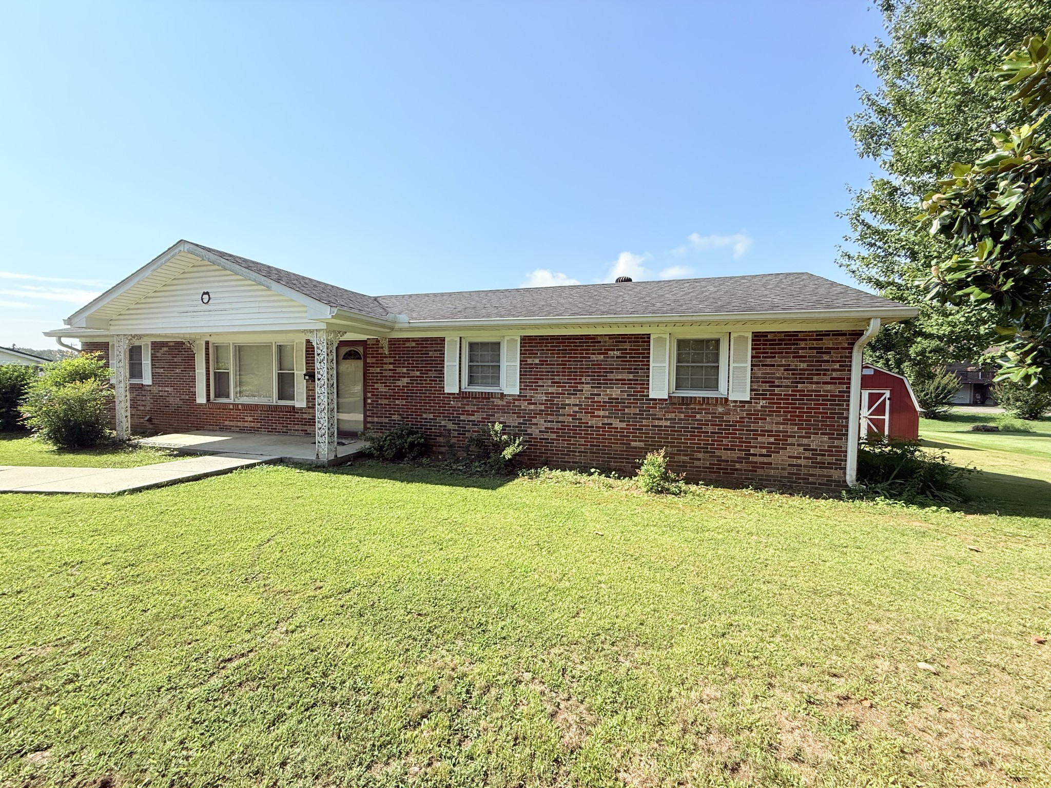 417 Shadowlawn Street Mcminnville TN 37110
