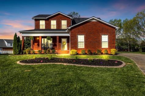 5233 Old Glory Court Murfreesboro TN 37129