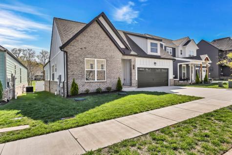 623 Centre Street Pleasant View TN 37146