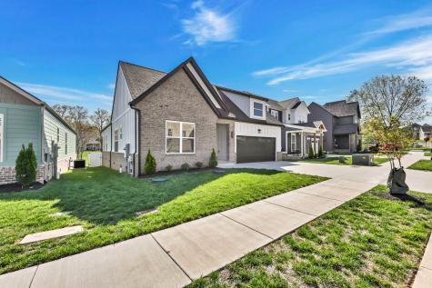 623 Centre Street Pleasant View TN 37146