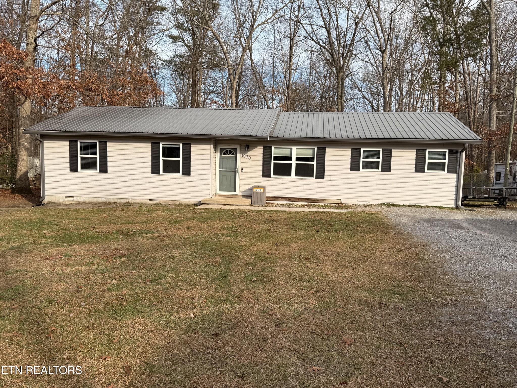 1070 N Shady Lane Loop Clarkrange TN 38553