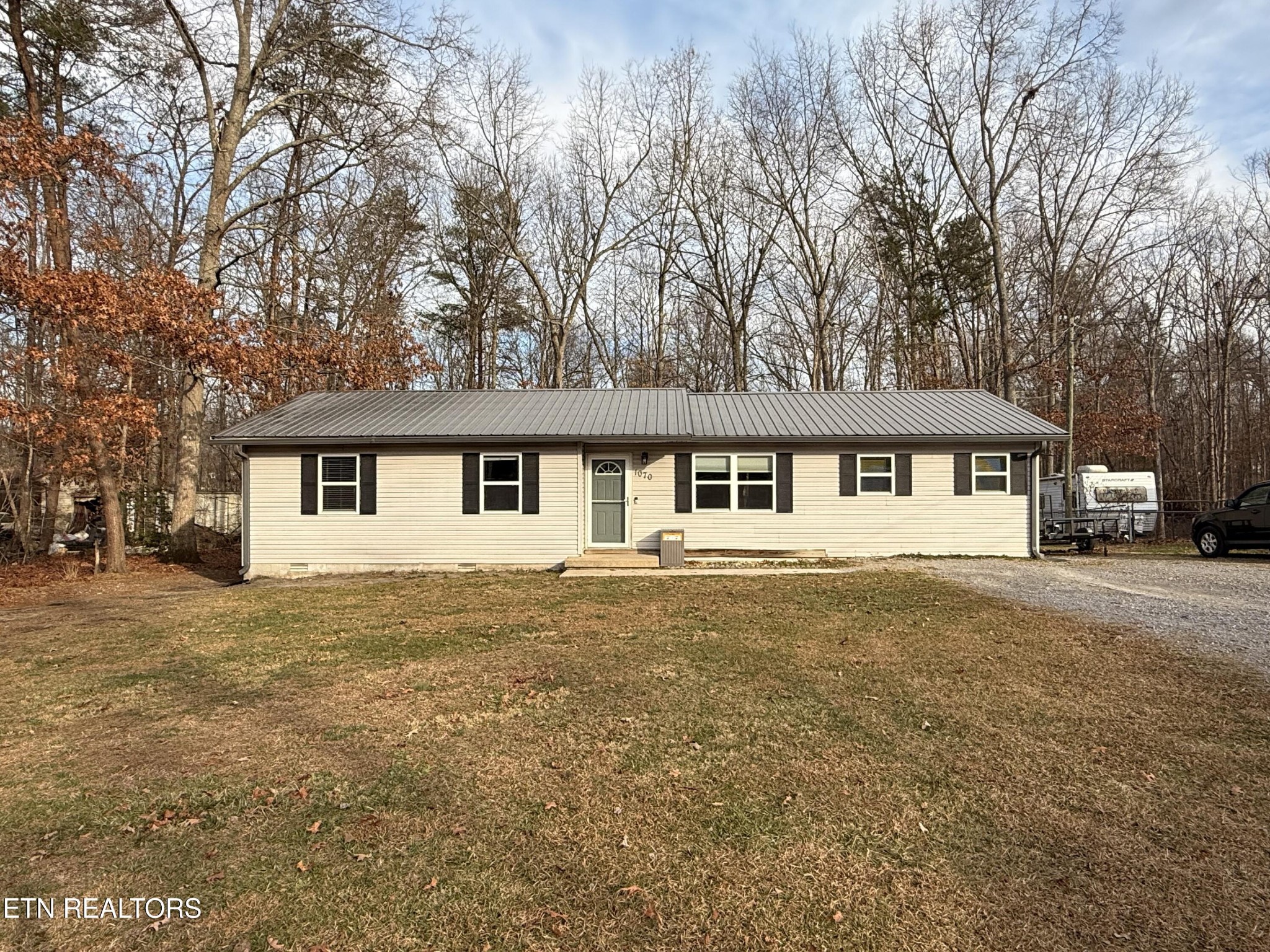 1070 N Shady Lane Loop Clarkrange TN 38553