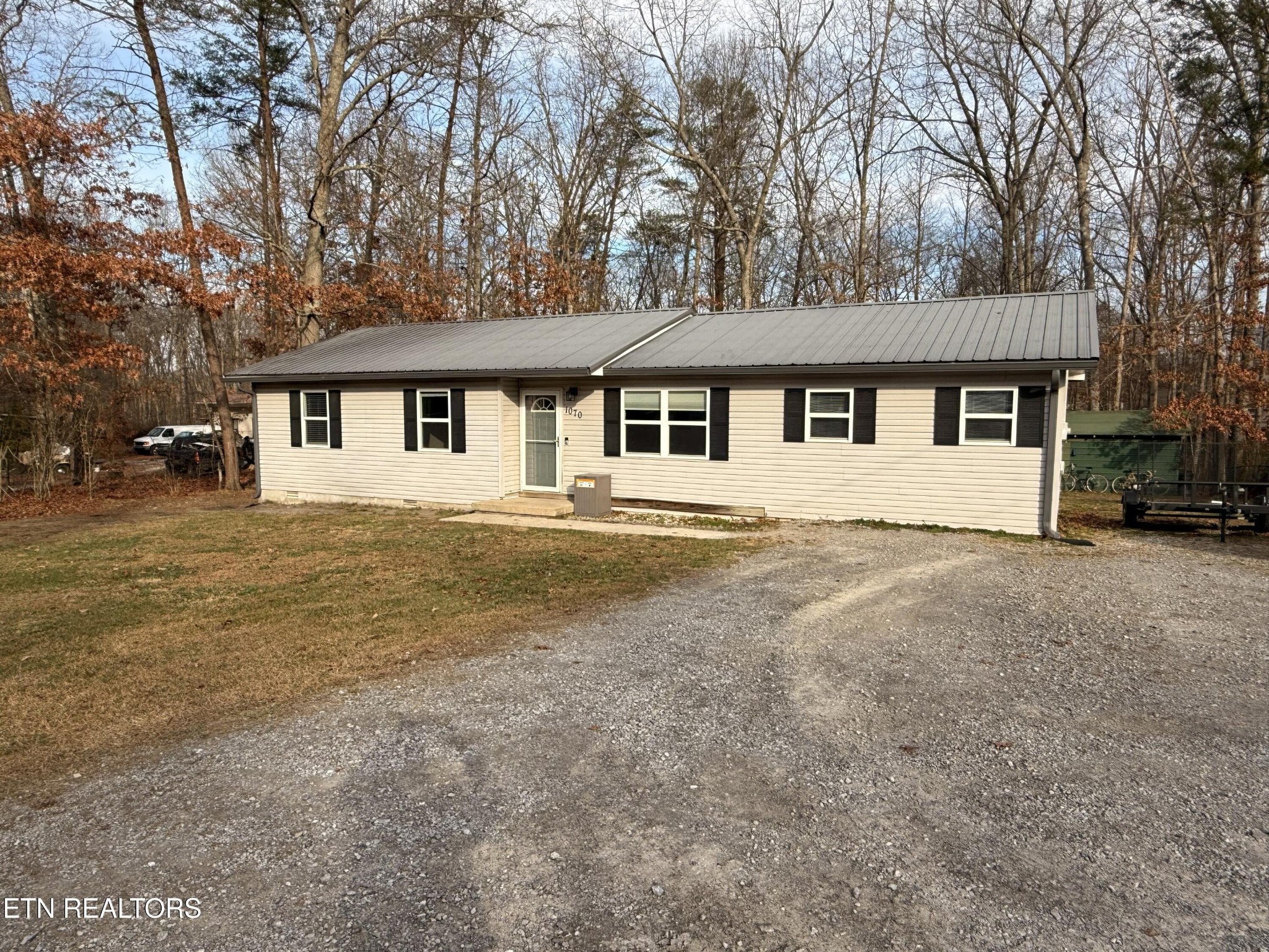1070 N Shady Lane Loop Clarkrange TN 38553