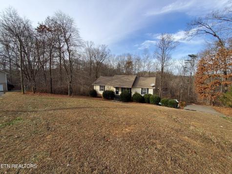 3843 Parkhurst Drive Kodak TN 37764