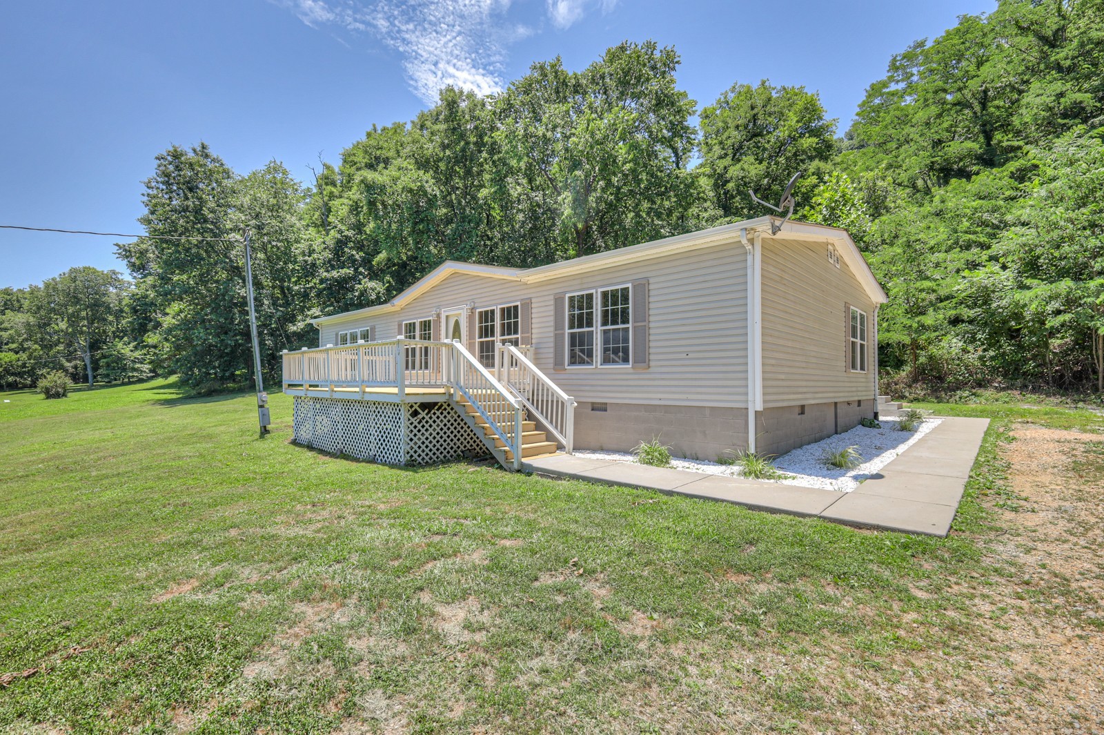 4002 Rippey Lake Road Mount Pleasant TN 38474