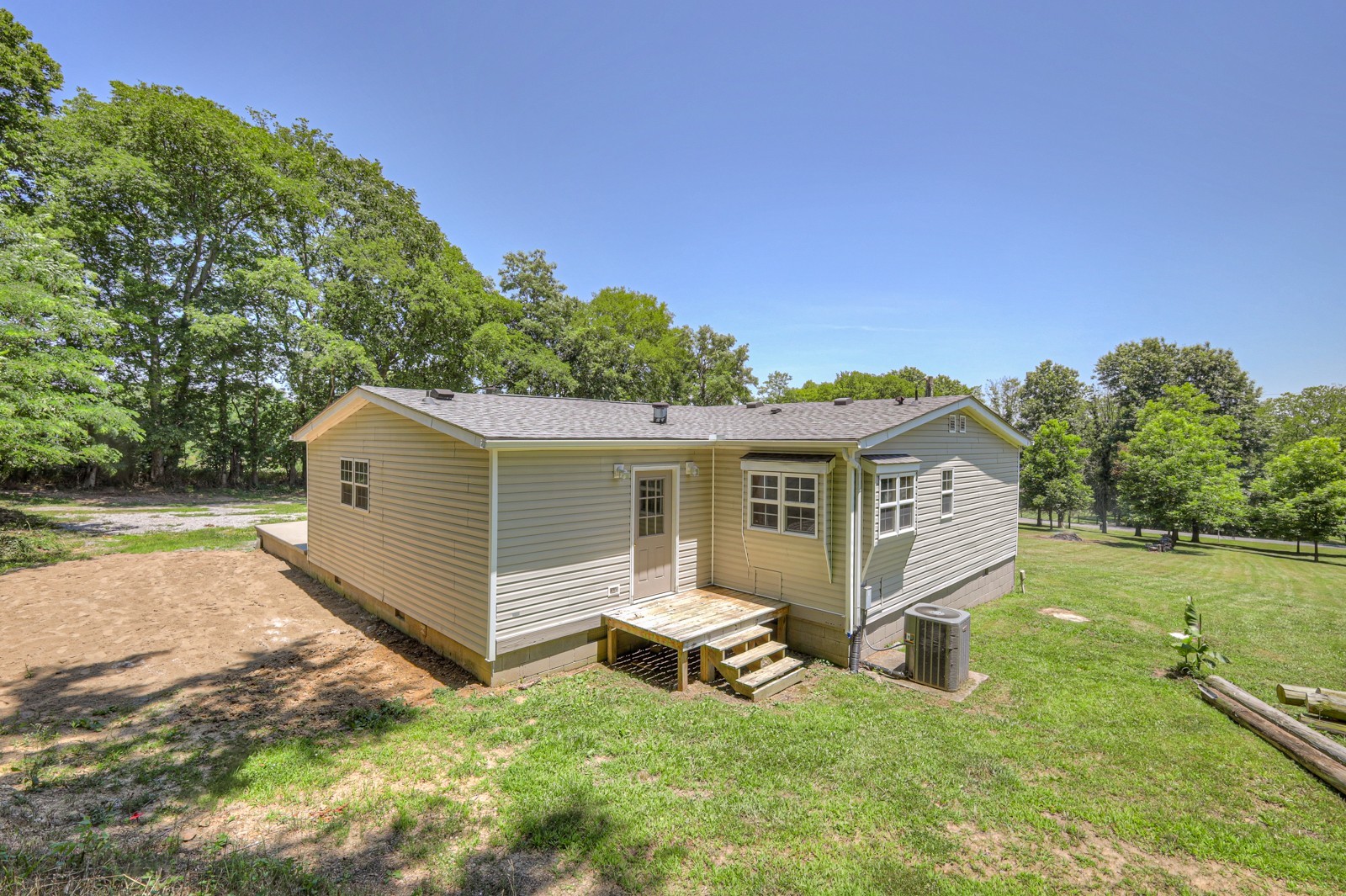 4002 Rippey Lake Road Mount Pleasant TN 38474