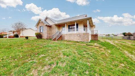 148 W Roberts Road Portland TN 37148