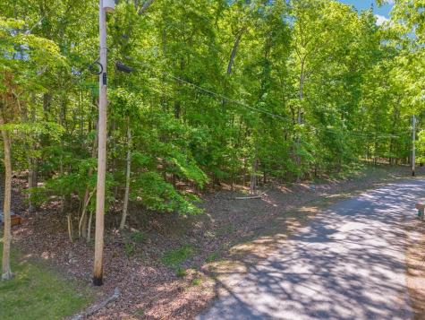 22 Harley Circle Crossville TN 38558