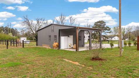 1765 Sugartree Springs Road Belvidere TN 37306