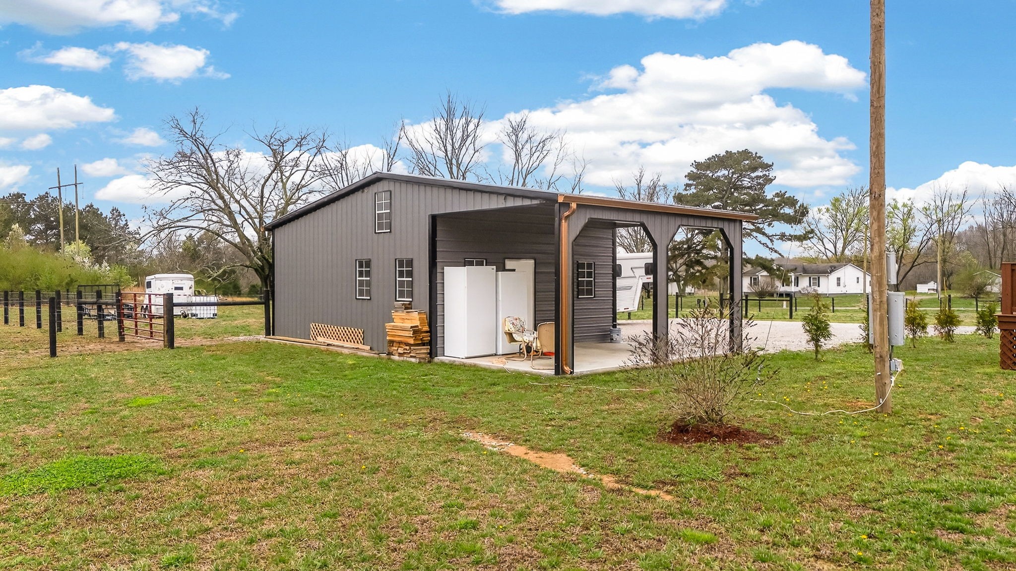 1765 Sugartree Springs Road Belvidere TN 37306