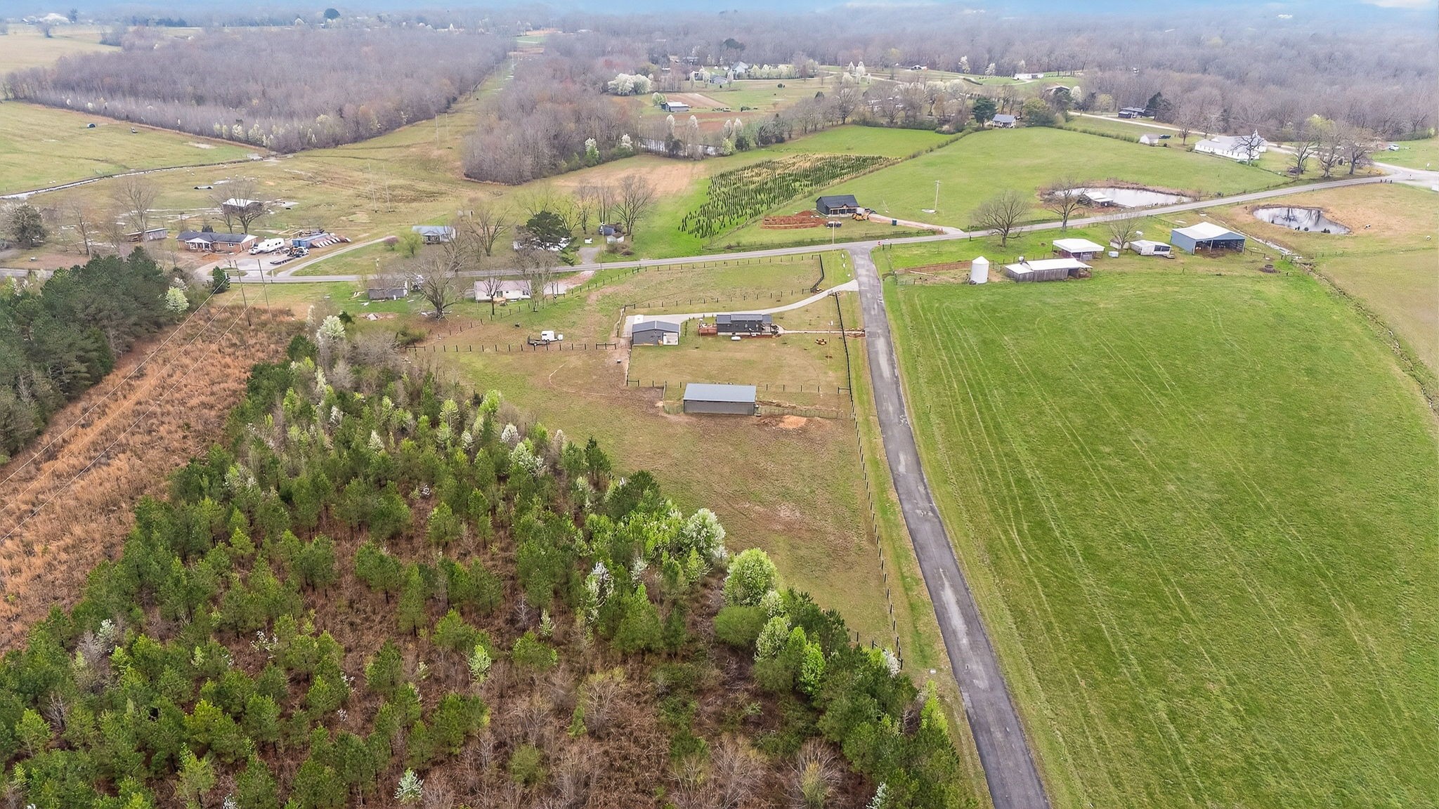 1765 Sugartree Springs Road Belvidere TN 37306