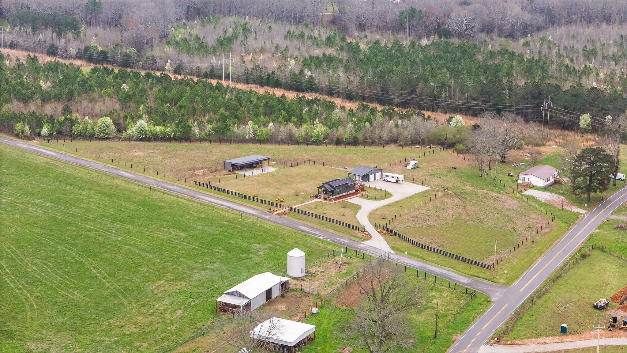 1765 Sugartree Springs Road Belvidere TN 37306