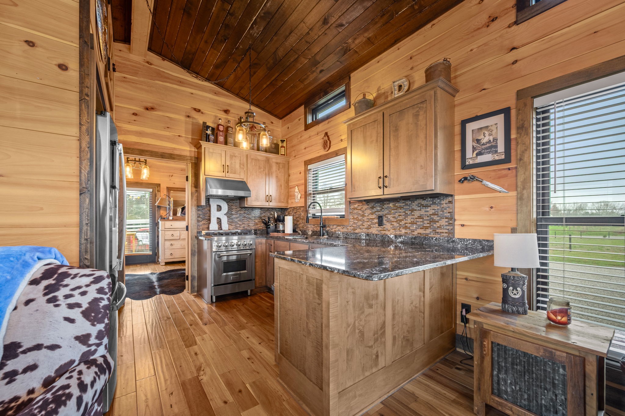 1765 Sugartree Springs Road Belvidere TN 37306