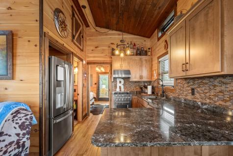 1765 Sugartree Springs Road Belvidere TN 37306