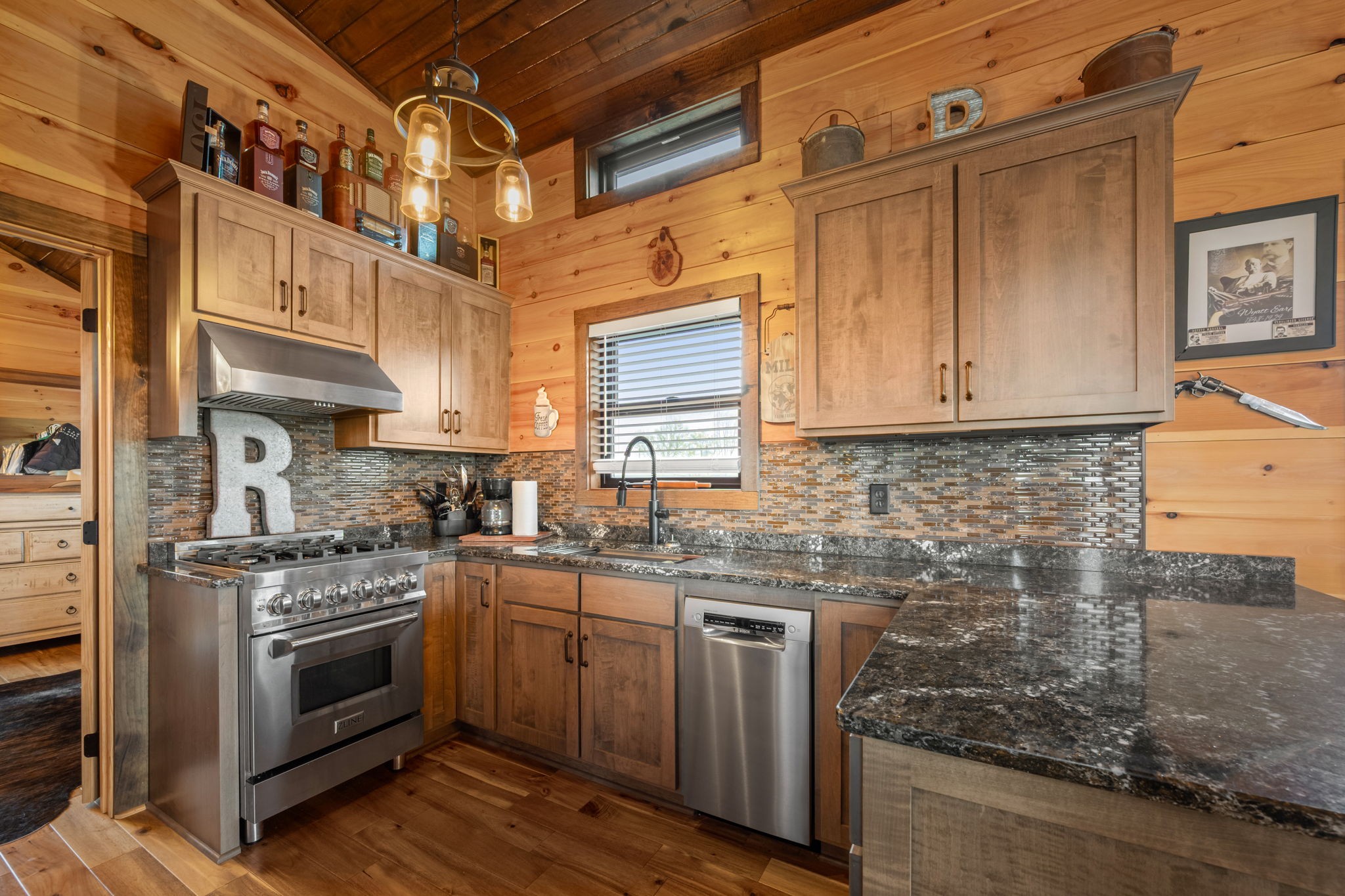 1765 Sugartree Springs Road Belvidere TN 37306