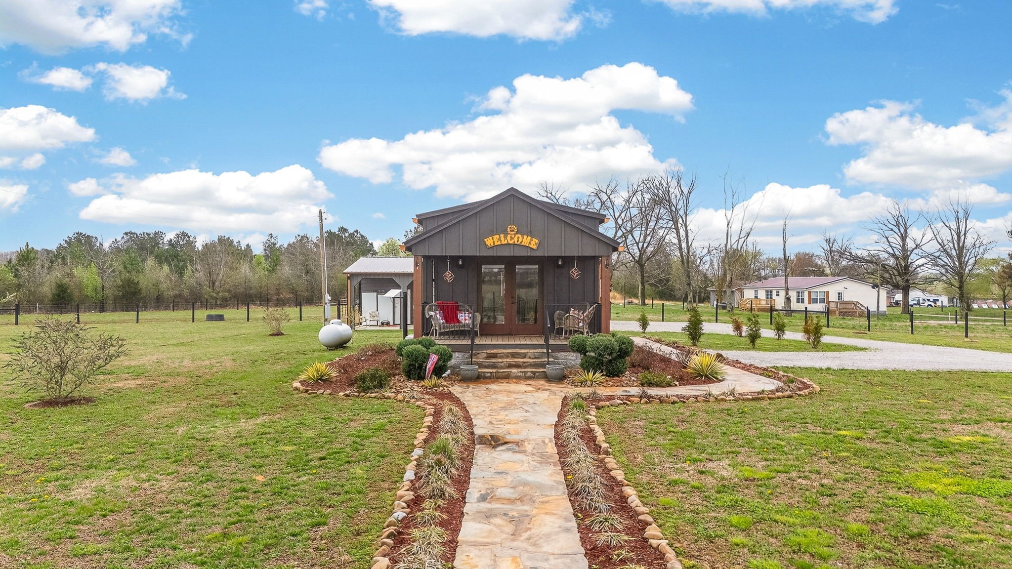 1765 Sugartree Springs Road Belvidere TN 37306