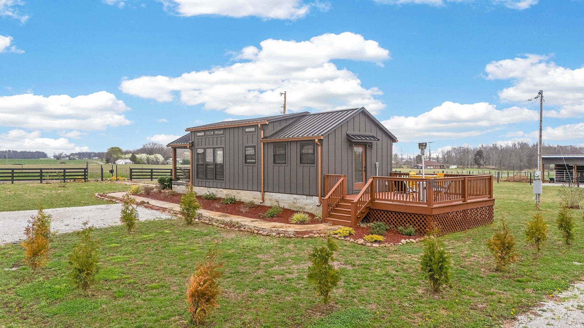 1765 Sugartree Springs Road Belvidere TN 37306