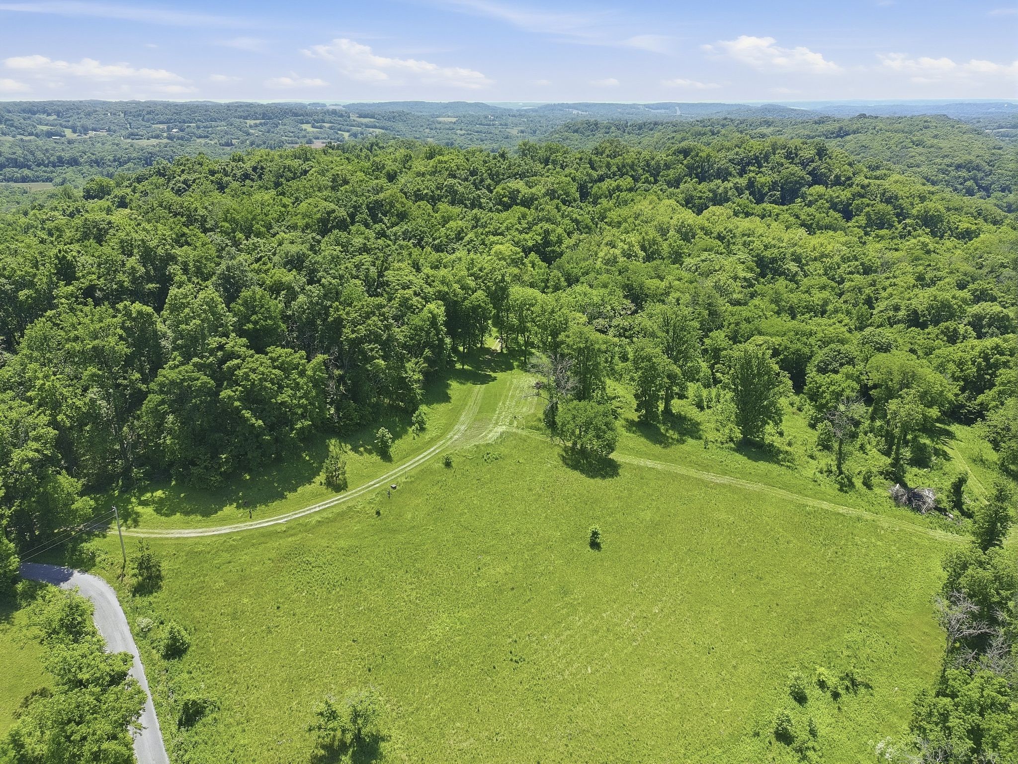 2677 Pigg Schoolhouse Road Santa Fe TN 38482