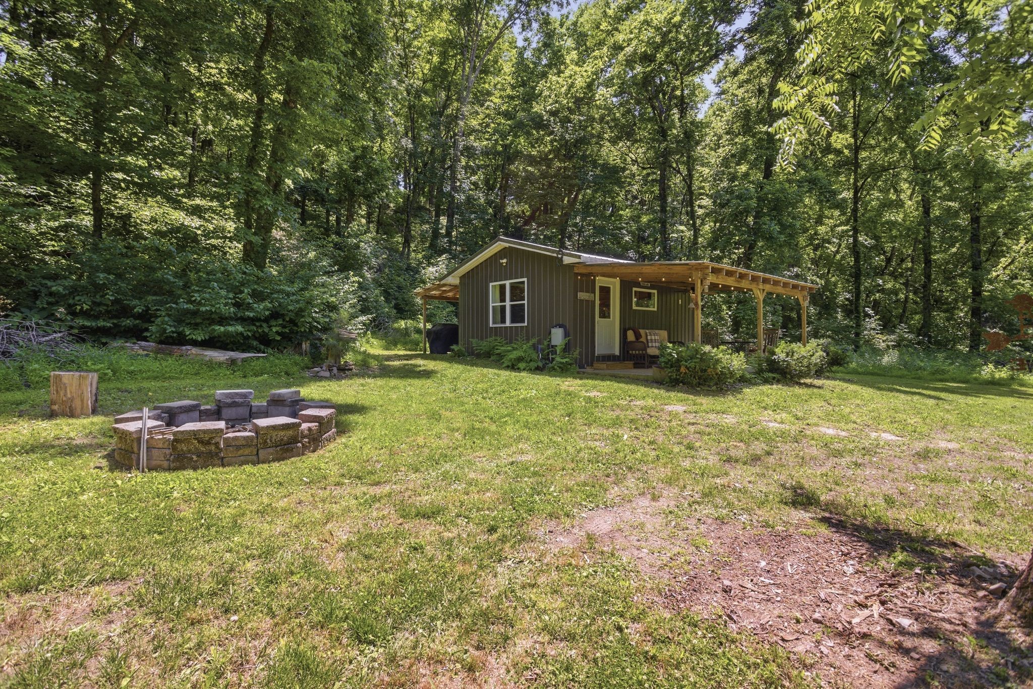 2677 Pigg Schoolhouse Road Santa Fe TN 38482