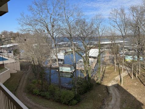2133 Lakeshore Drive Old Hickory TN 37138