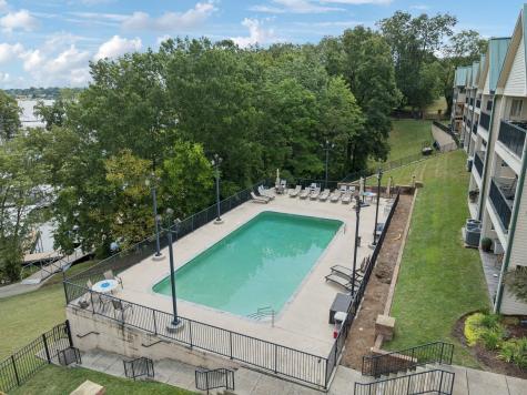 2133 Lakeshore Drive Old Hickory TN 37138